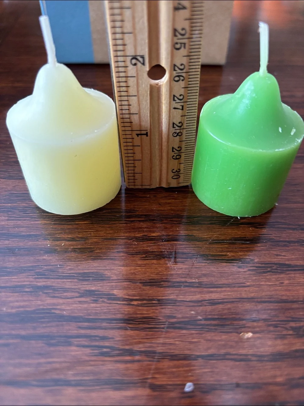 Bundle of NWT in original packaging 2 sets of scented PartyLite candles 🕯️